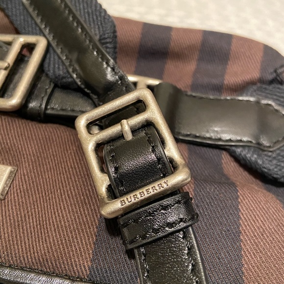 Burberry Prorsum Small Shoulder Bag - Picture 3 of 7